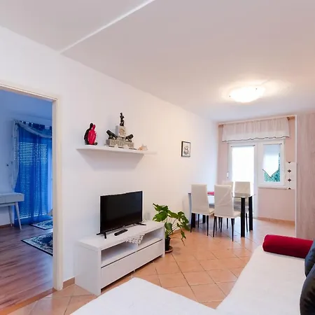 And Mirjana Apartman