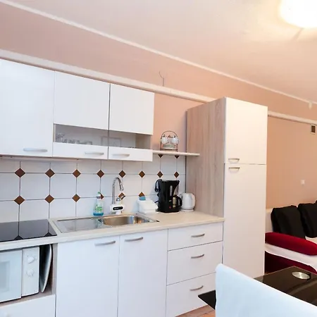 And Mirjana Apartment Dramalj